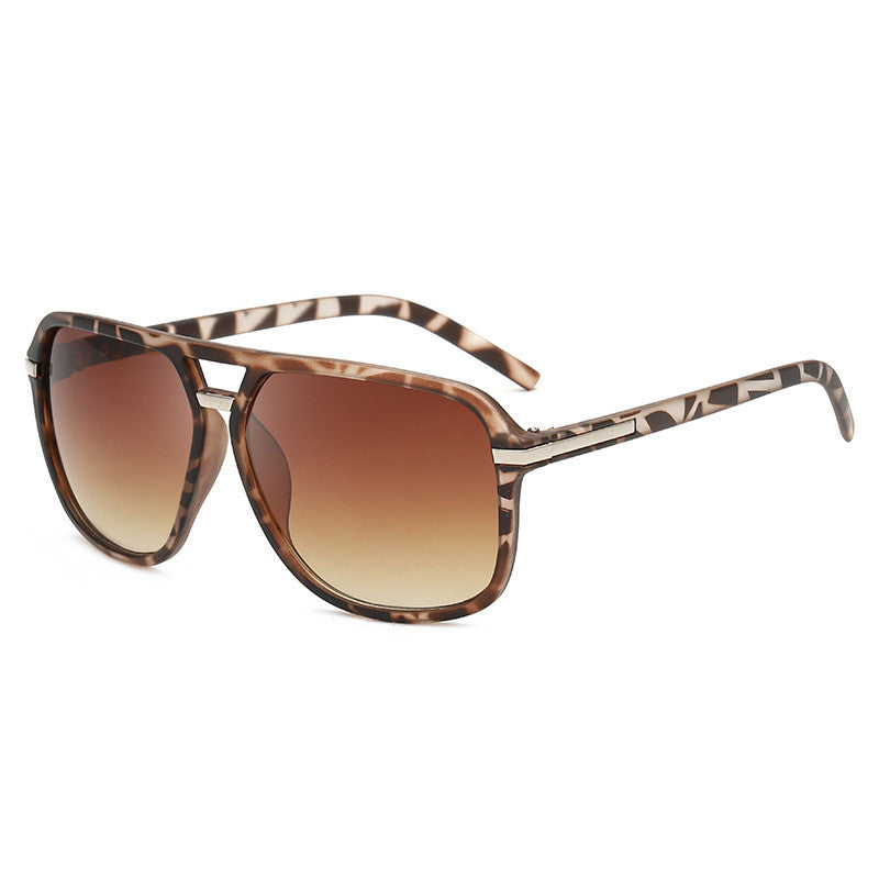 Retro square frame sunglasses