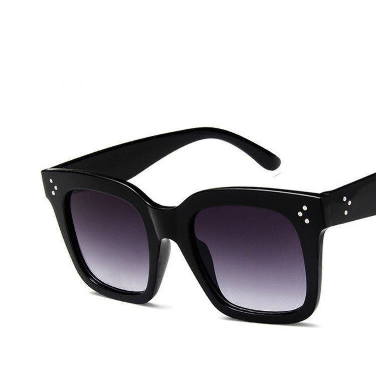 European And American Retro Square Frame Sunglasses