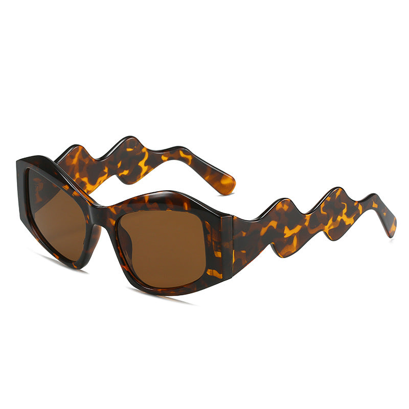 Fashionable Square Frame New Sunglasses