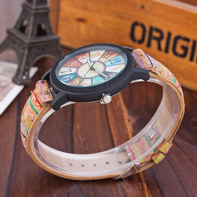 Fashion Leather Women Quartz Wrist Watch