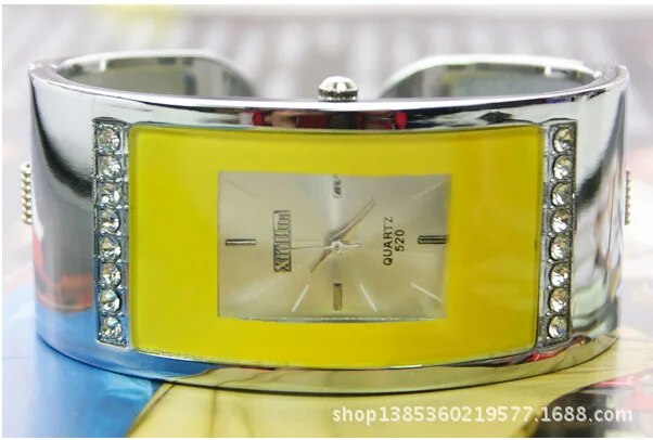 Fashion Square Diamond Ladies Bracelet Watch