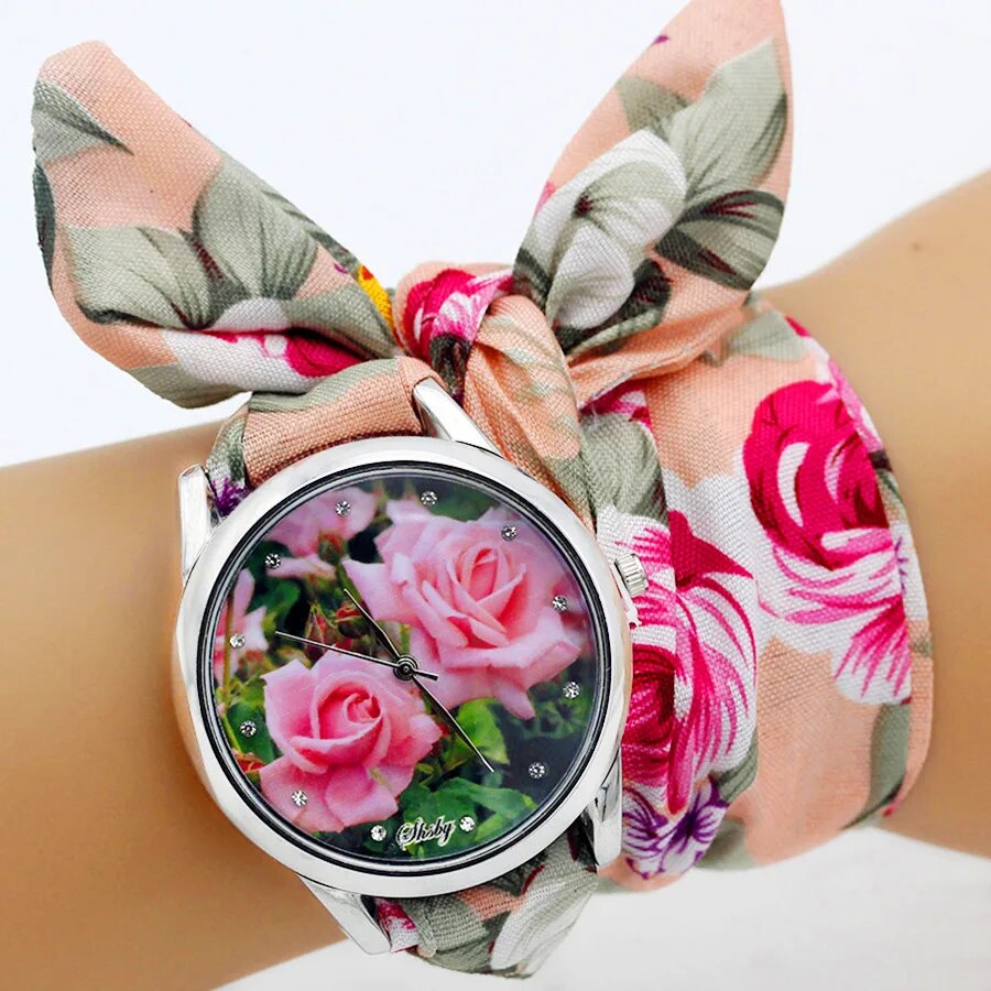 Ladies Flower Cloth Wristwatch